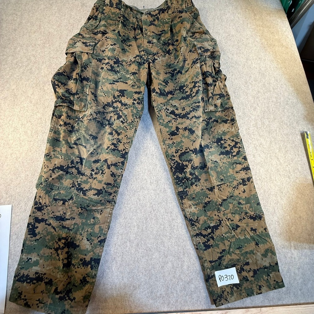 USMC MARPAT Woodland Digital Camo Cargo Pants Mens M Regular 8415-01-527-1848